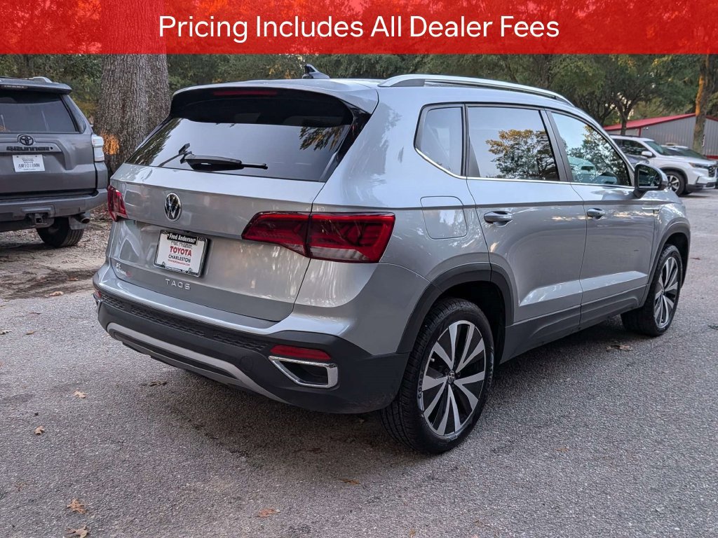 Used 2024 Volkswagen Taos SE FWD image 4