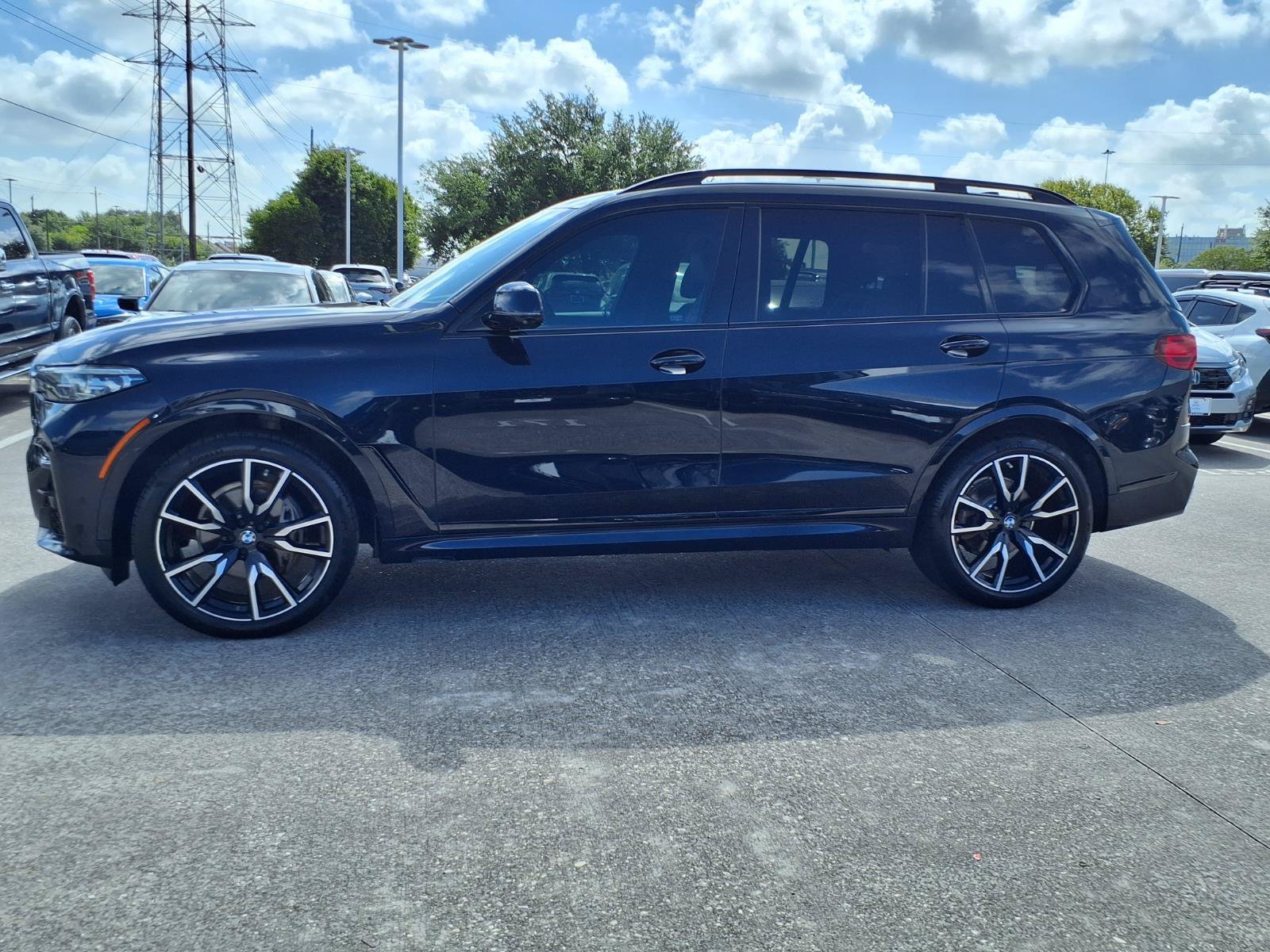Used 2019 BMW X7 xDrive40i w/ Premium Package AWD/4WD image 24