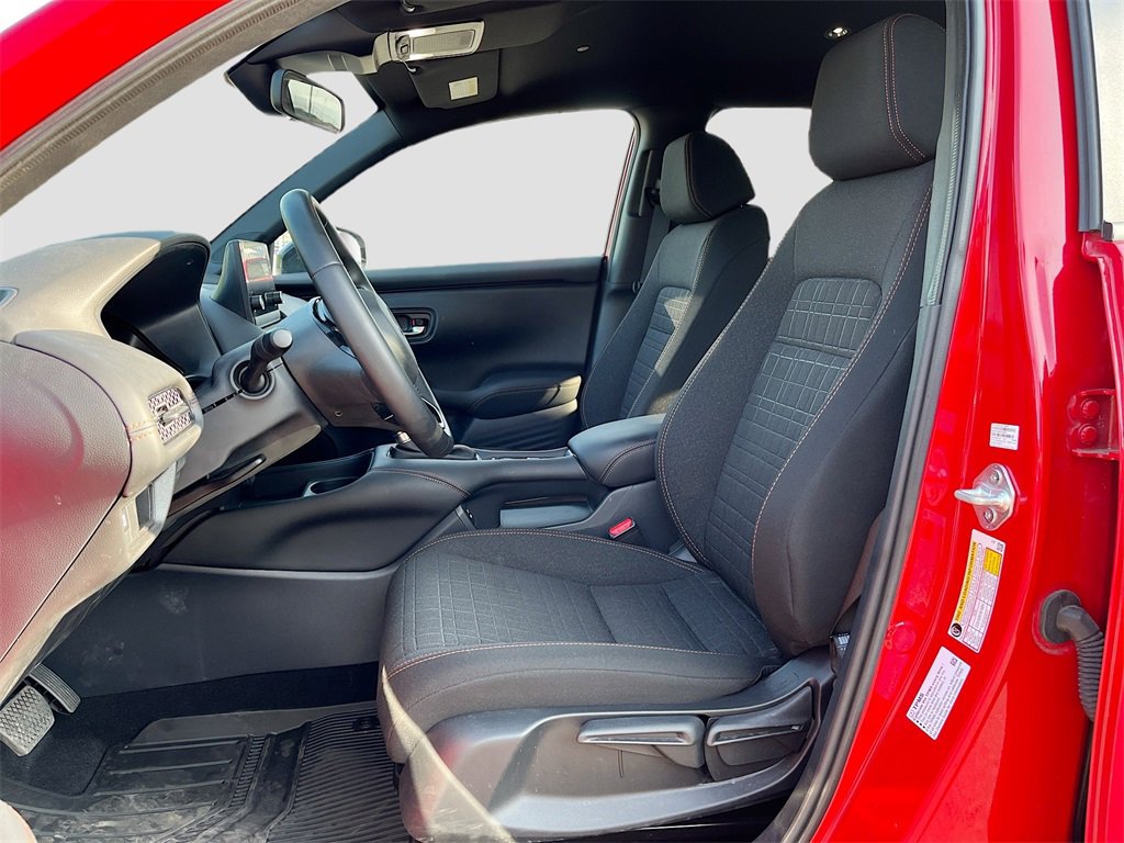 Used 2025 Honda HR-V Sport image 19