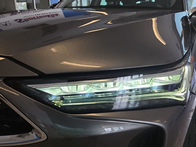 Used 2024 Acura MDX SH-AWD w/ Technology Package image 28