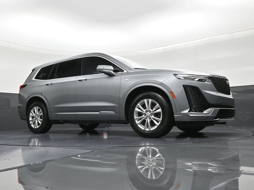 Certified 2024 Cadillac XT6 Luxury FWD image 30