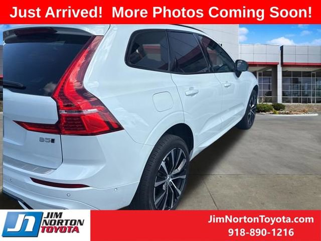 Used 2024 Volvo XC60 B5 Ultimate AWD/4WD image 5
