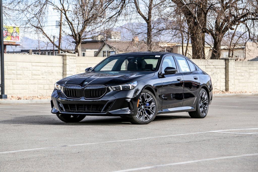 Used 2026 BMW 530i xDrive 530i xDrive w/ M Sport Package image 1