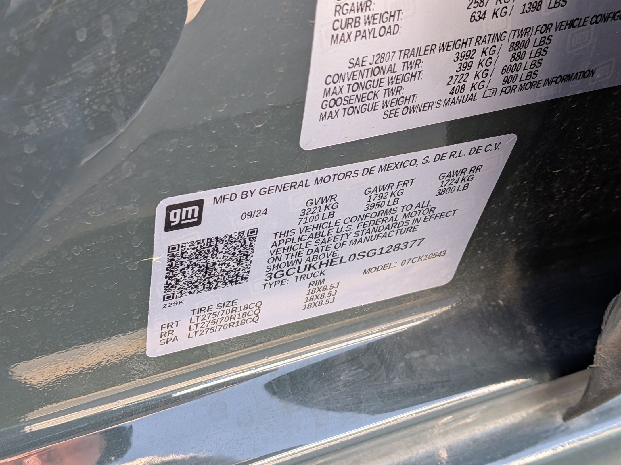 Used 2025 Chevrolet Silverado 1500 ZR2 w/ Technology Package image 37