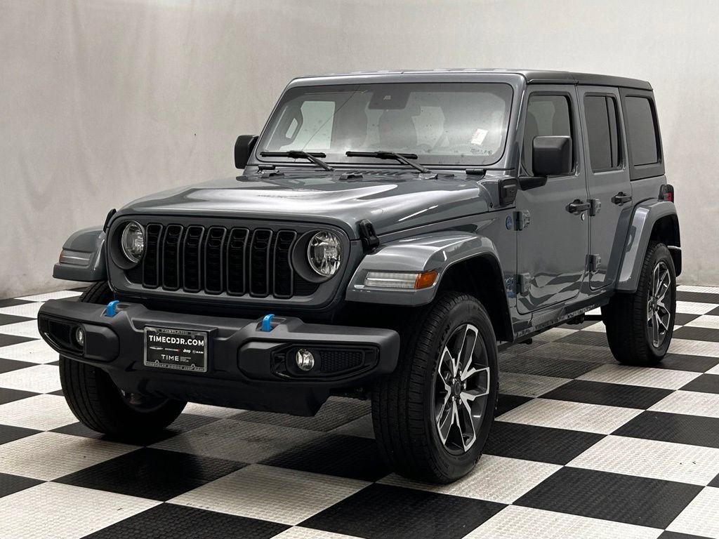 Certified 2024 Jeep Wrangler Unlimited AWD/4WD image 4