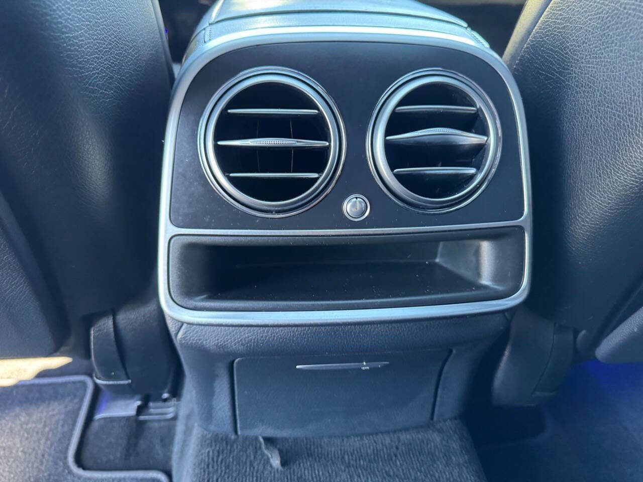 Used 2015 Mercedes-Benz S 550 Sedan image 21