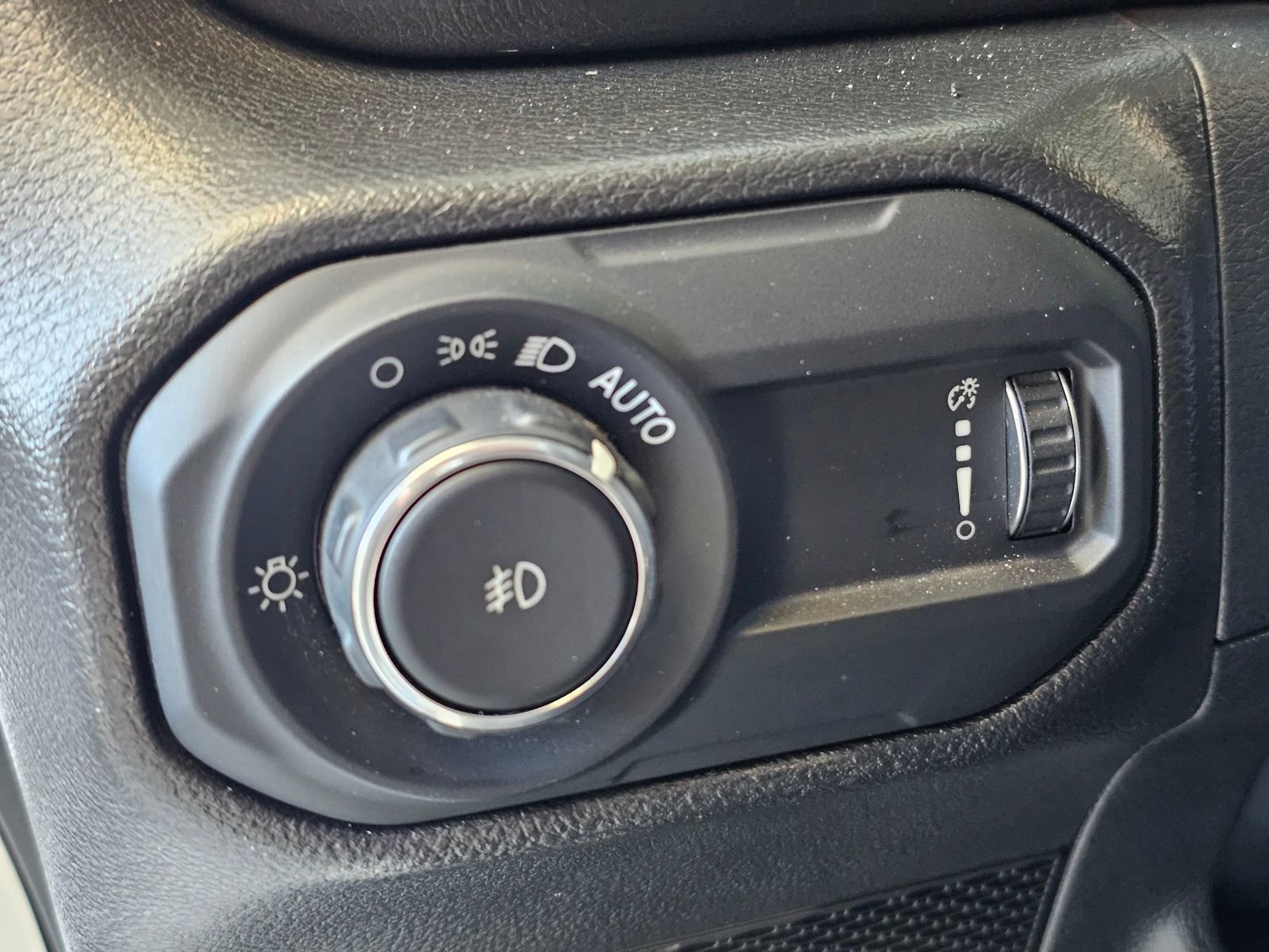 Used 2023 Jeep Wrangler Unlimited Rubicon 392 AWD/4WD image 21