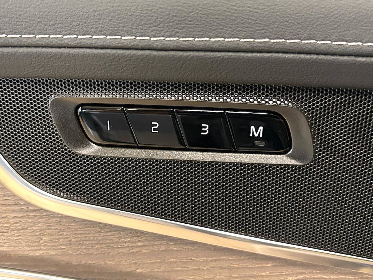 New 2026 Volvo XC90 B5 Core AWD/4WD image 34