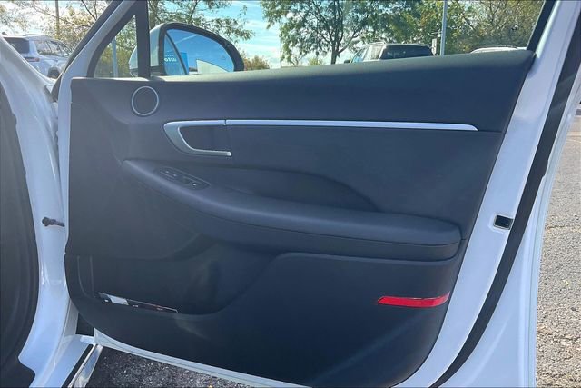 New 2026 Hyundai Sonata SEL FWD image 32