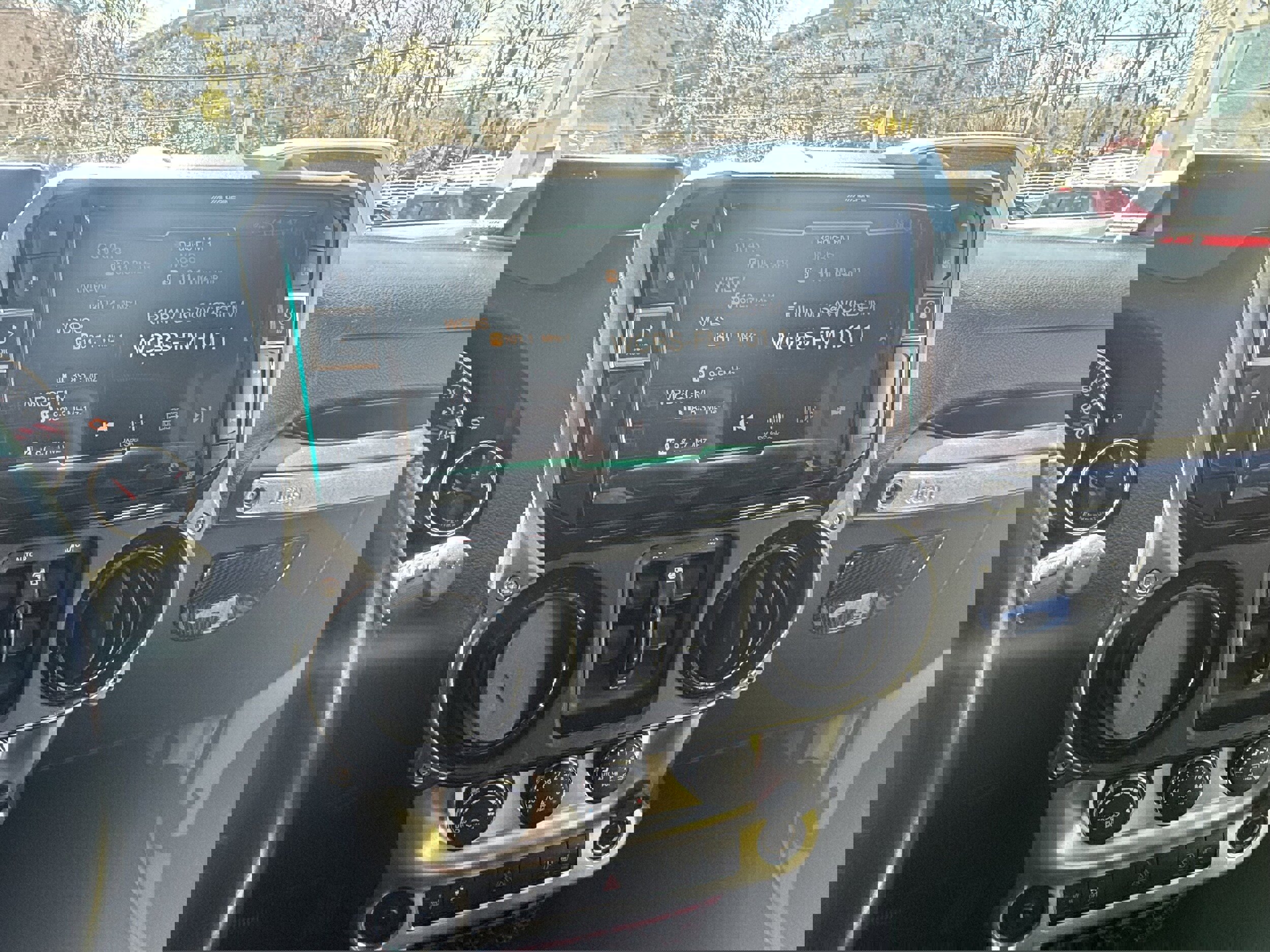 Used 2018 Jeep Wrangler Unlimited Rubicon image 10