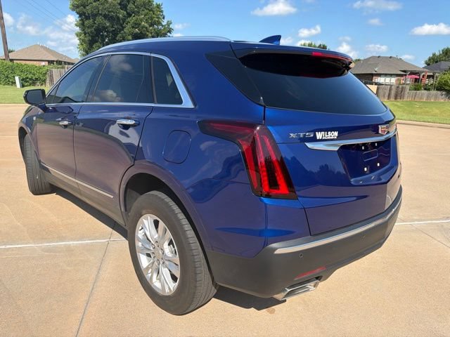 Used 2025 Cadillac XT5 Luxury FWD image 3