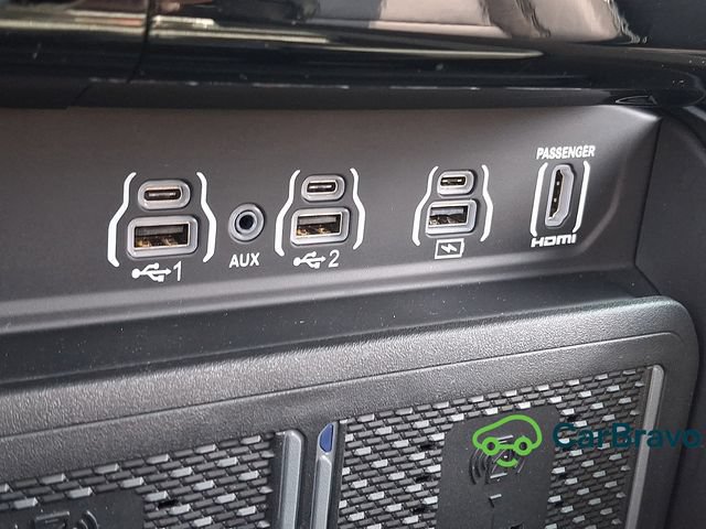 Used 2025 RAM 1500 Limited AWD/4WD image 26