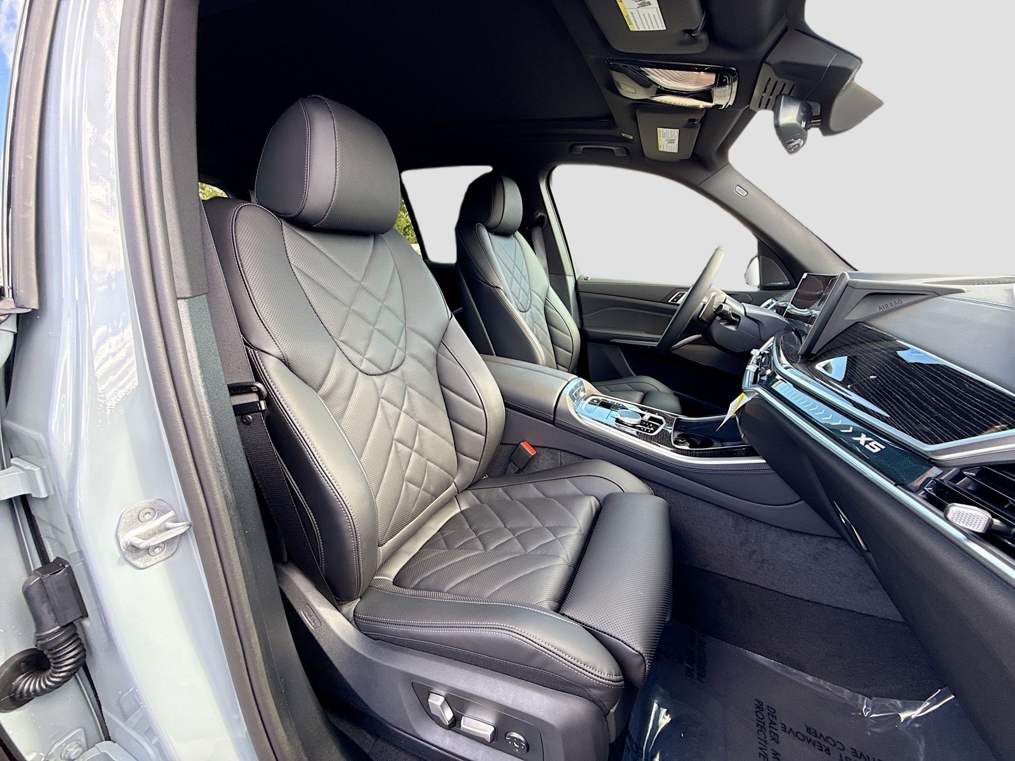 New 2026 BMW X5 sDrive40i w/ M Sport Package image 7