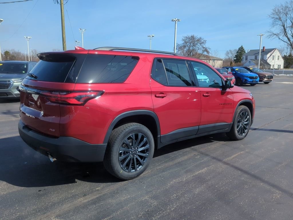 Certified 2023 Chevrolet Traverse RS w/ LPO, Floor Liner Package image 12