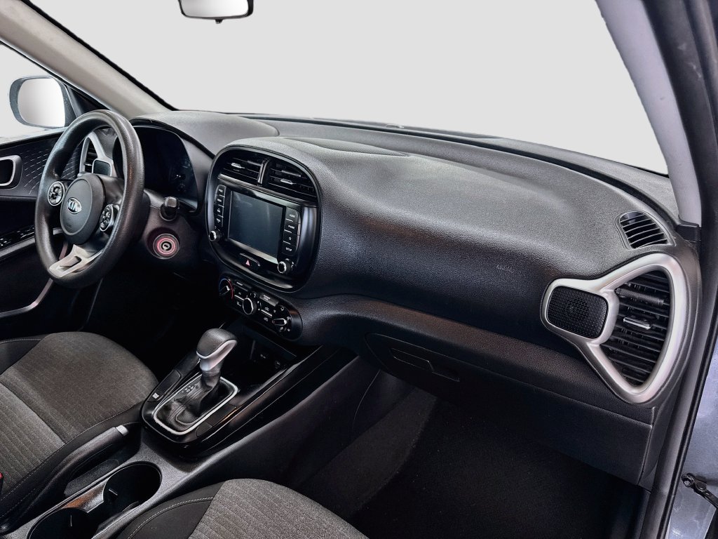 Used 2021 Kia Soul S FWD image 29