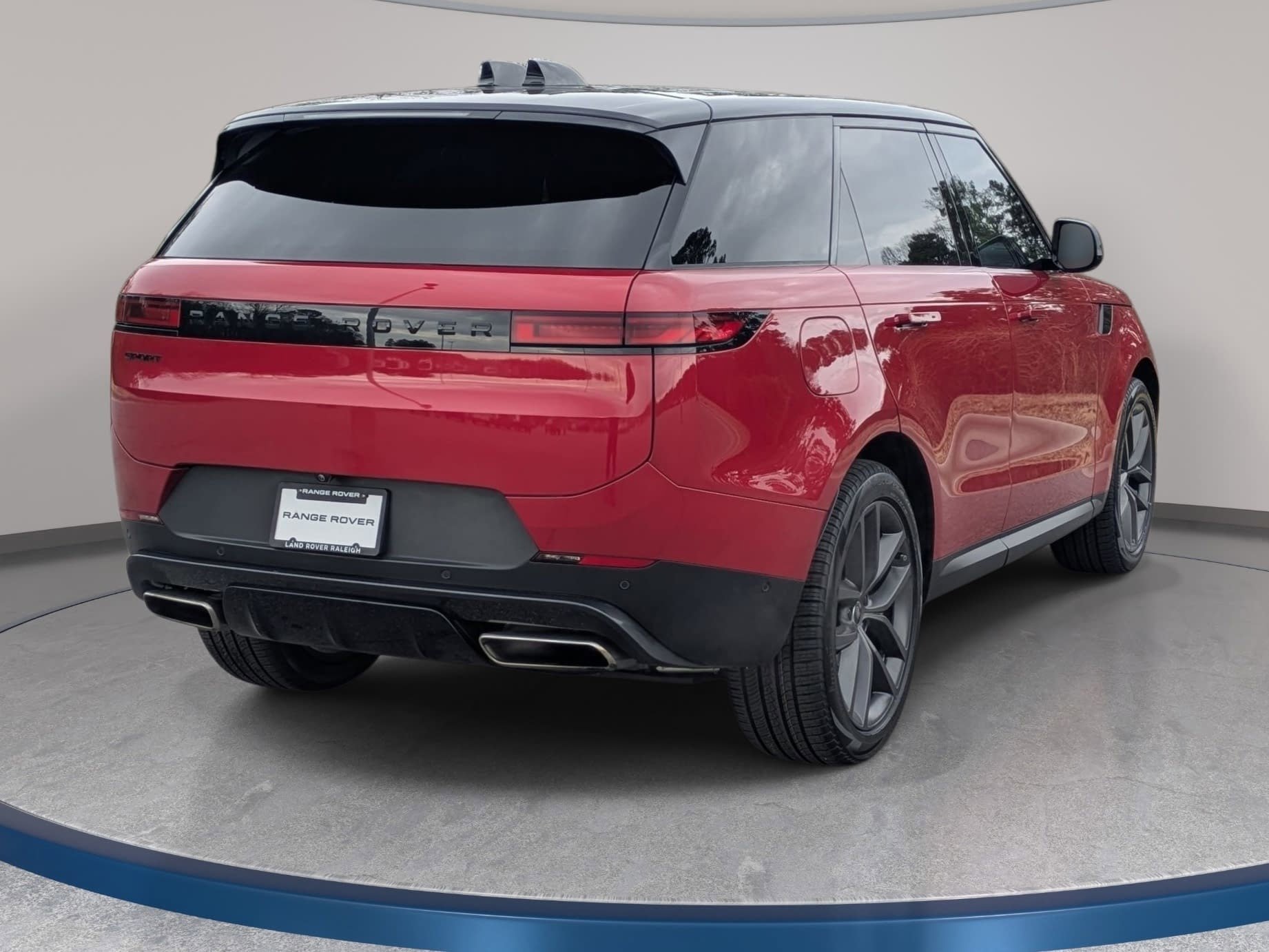 Certified 2024 Land Rover Range Rover Sport SE image 5