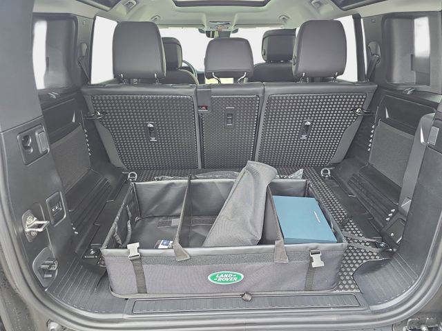 New 2026 Land Rover Defender 110 S AWD/4WD image 12