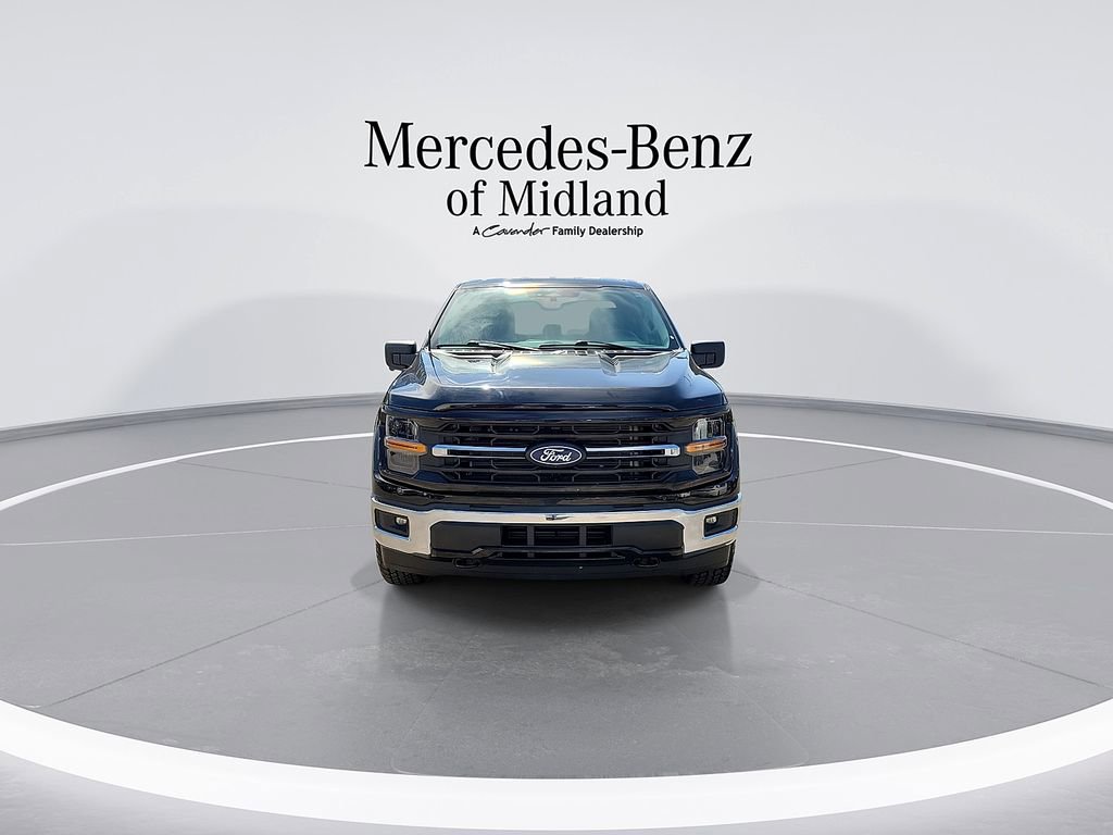 Used 2024 Ford F150 XLT AWD/4WD image 3