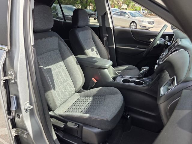 Used 2023 Chevrolet Equinox LT image 23
