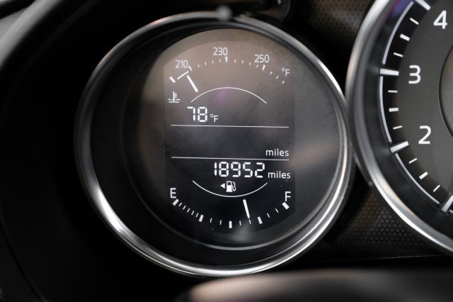 Used 2016 MAZDA MX-5 Miata Grand Touring RWD image 22