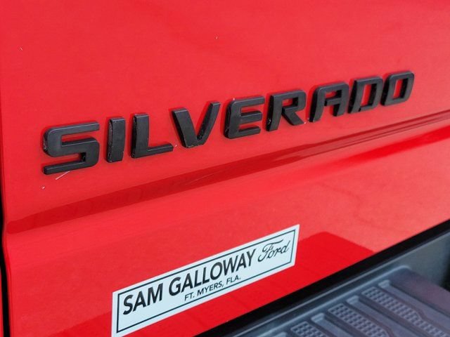 Used 2023 Chevrolet Silverado 1500 ZR2 w/ Technology Package AWD/4WD image 11