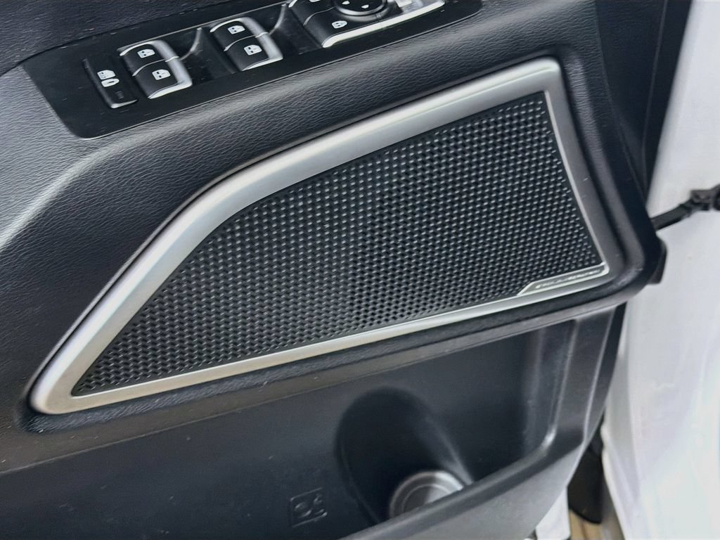 Used 2024 Kia Telluride S w/ S Sunroof Package FWD image 20