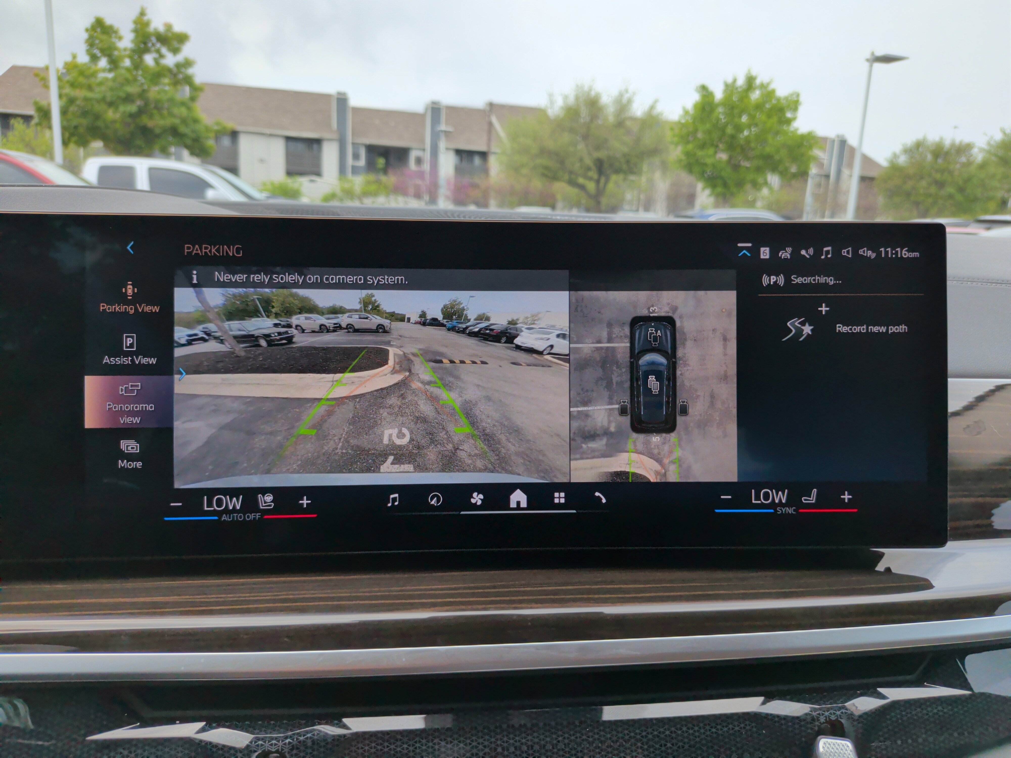 Certified 2024 BMW X7 xDrive40i w/ Executive Package image 15