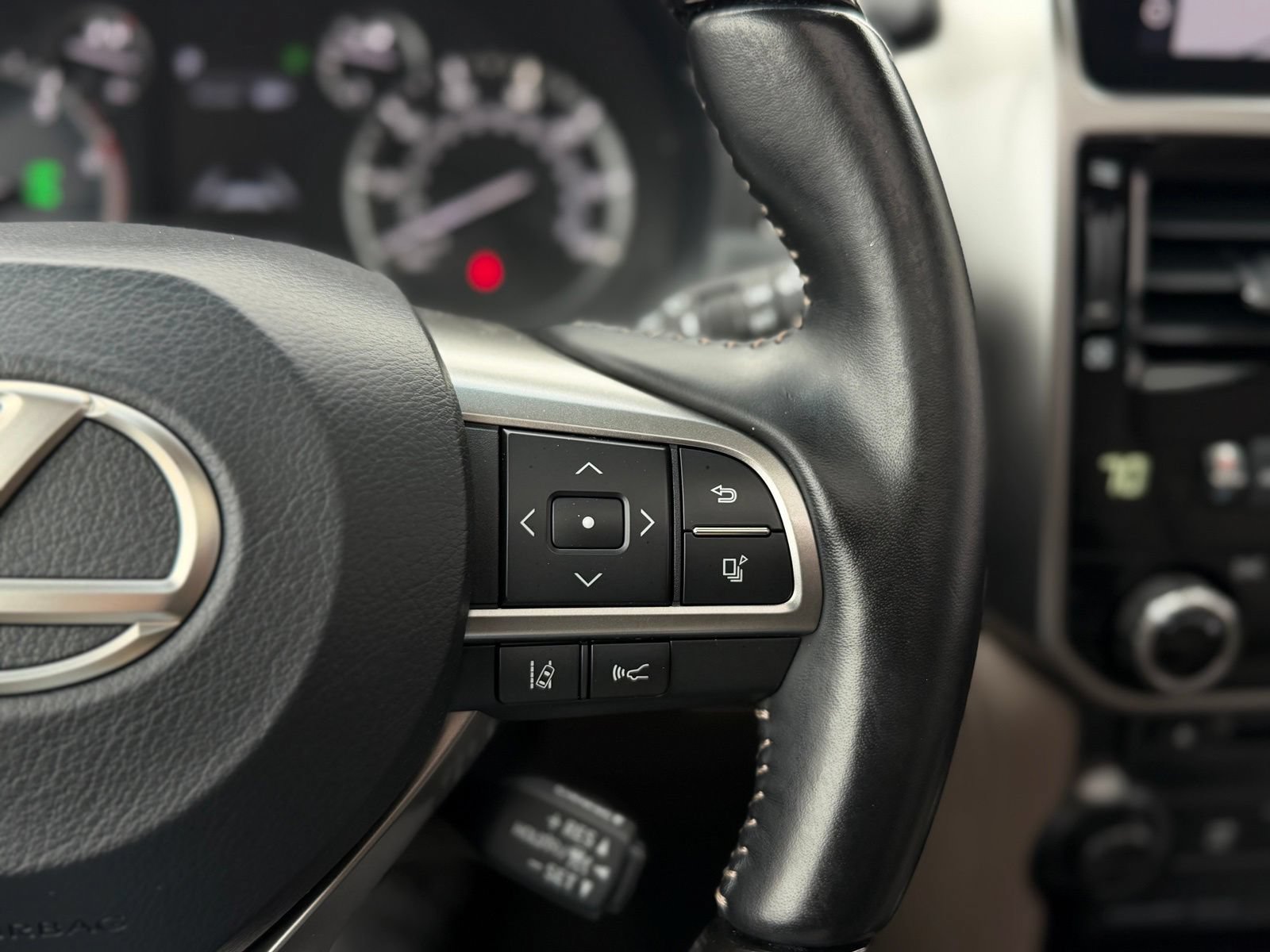 Used 2022 Lexus GX 460 Premium w/ Premium Plus Package AWD/4WD image 42