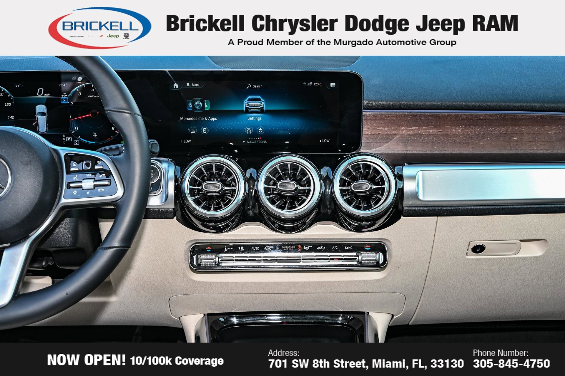 Used 2023 Mercedes-Benz GLB 250 w/ Premium Package image 20