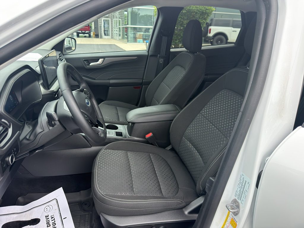 Used 2023 Ford Escape Active w/ Tech Pack #2 AWD/4WD image 15