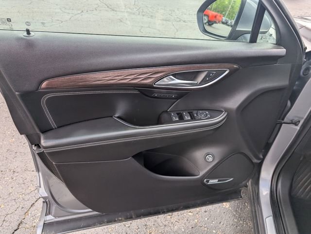 Used 2021 Buick Envision Avenir w/ Technology Package II AWD/4WD image 15