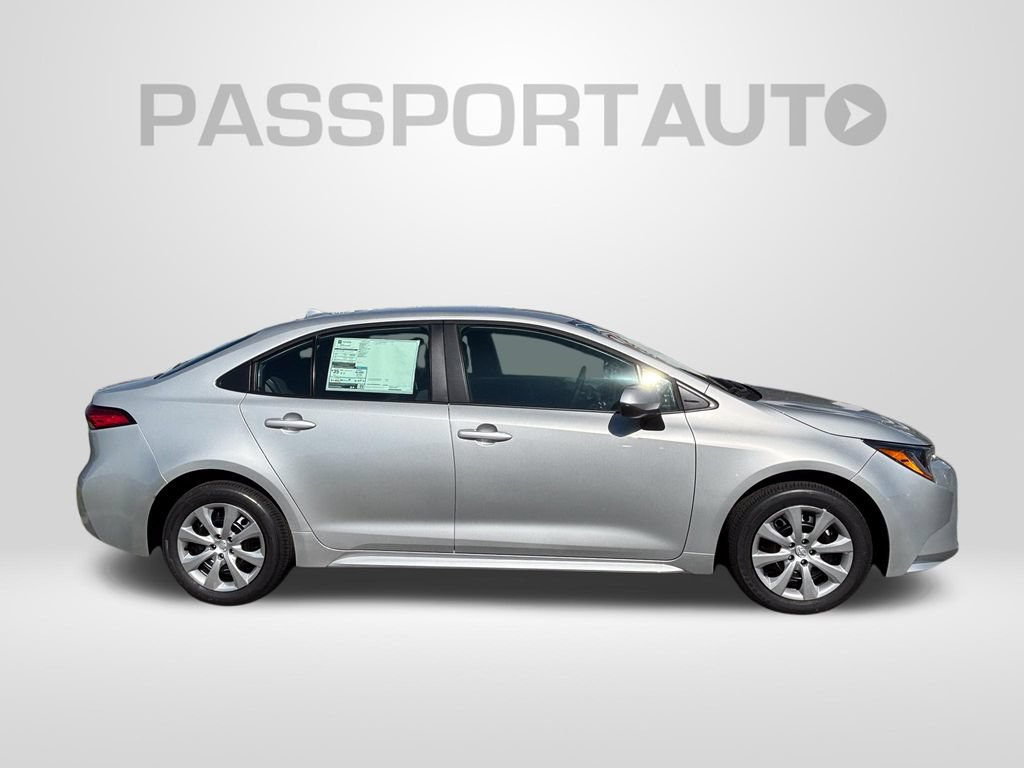 New 2026 Toyota Corolla LE FWD image 2