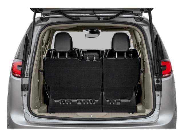 Certified 2026 Chrysler Pacifica Limited w/ S Appearance Package FWD image 10