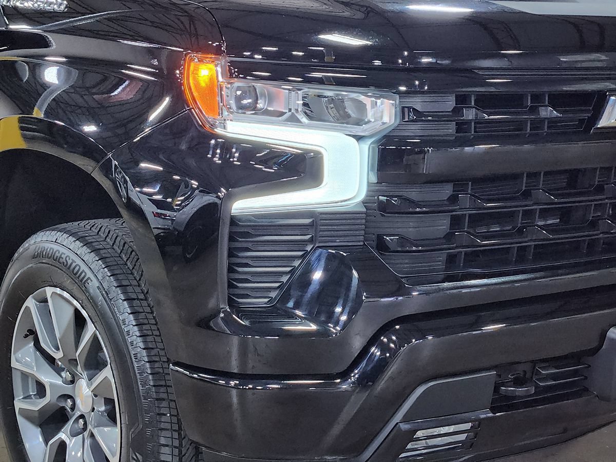 Used 2022 Chevrolet Silverado 1500 RST RWD image 11