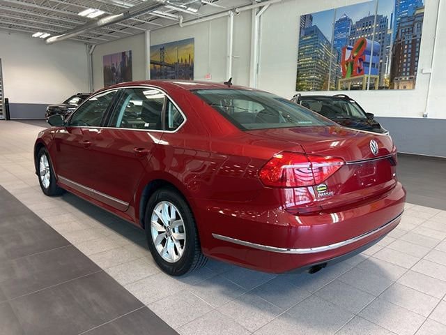 Used 2016 Volkswagen Passat 1.8T S image 5