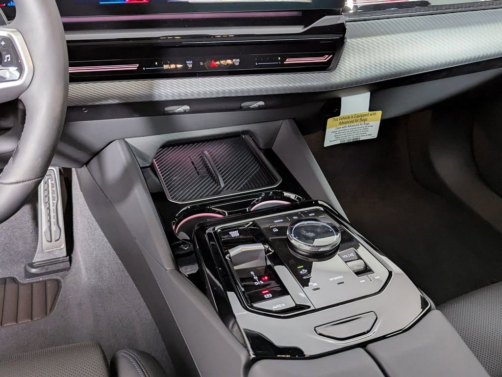 New 2026 BMW 530i xDrive w/ M Sport Package image 27