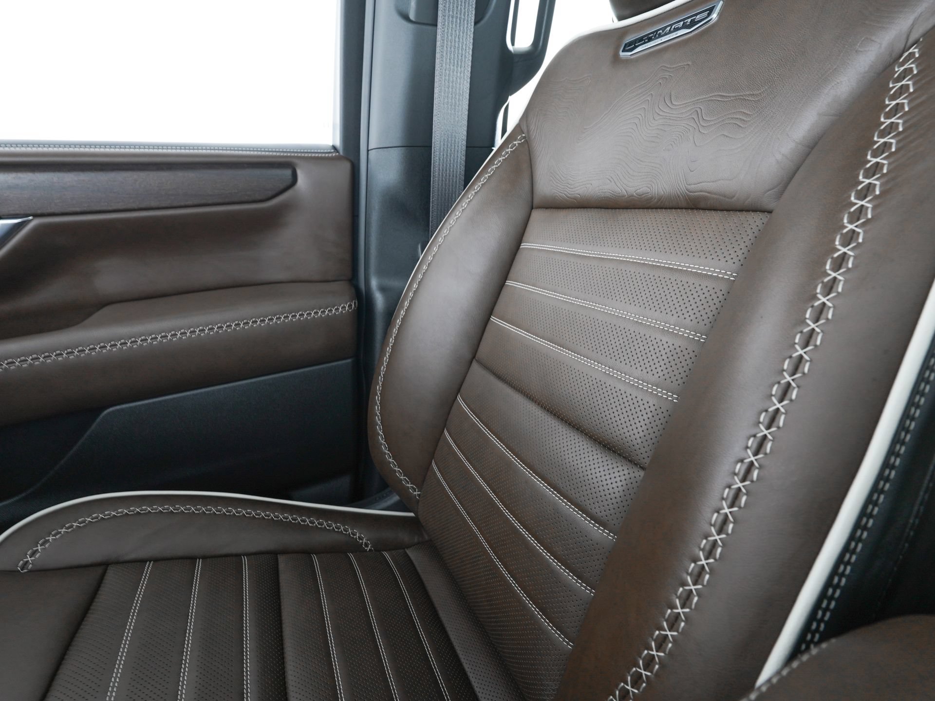 Used 2026 GMC Yukon Denali Ultimate AWD/4WD image 29