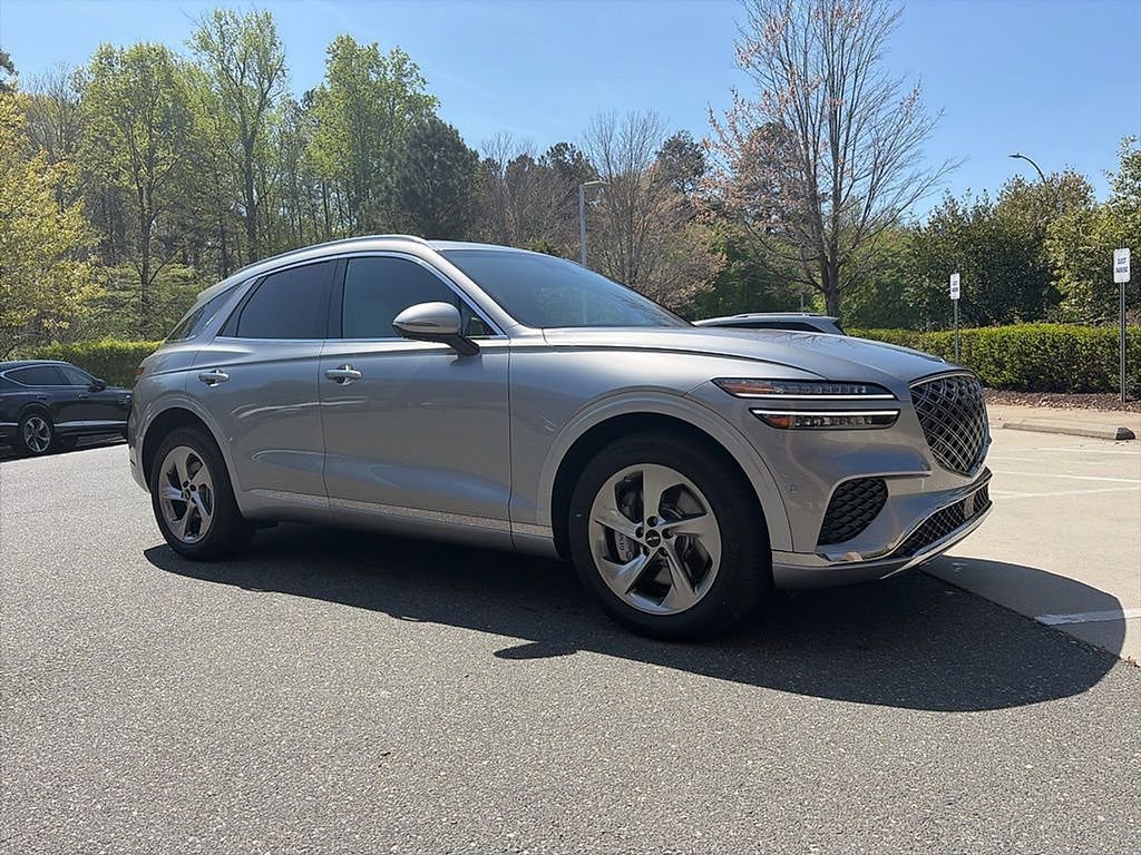 Used 2026 Genesis GV70 2.5T Advanced image 2