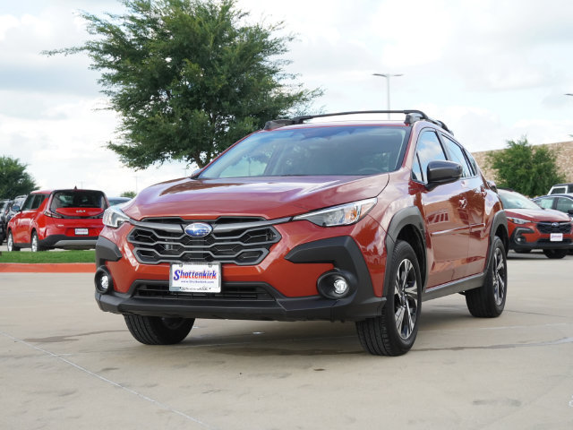 Used 2024 Subaru Crosstrek 2.0i Premium AWD/4WD image 2