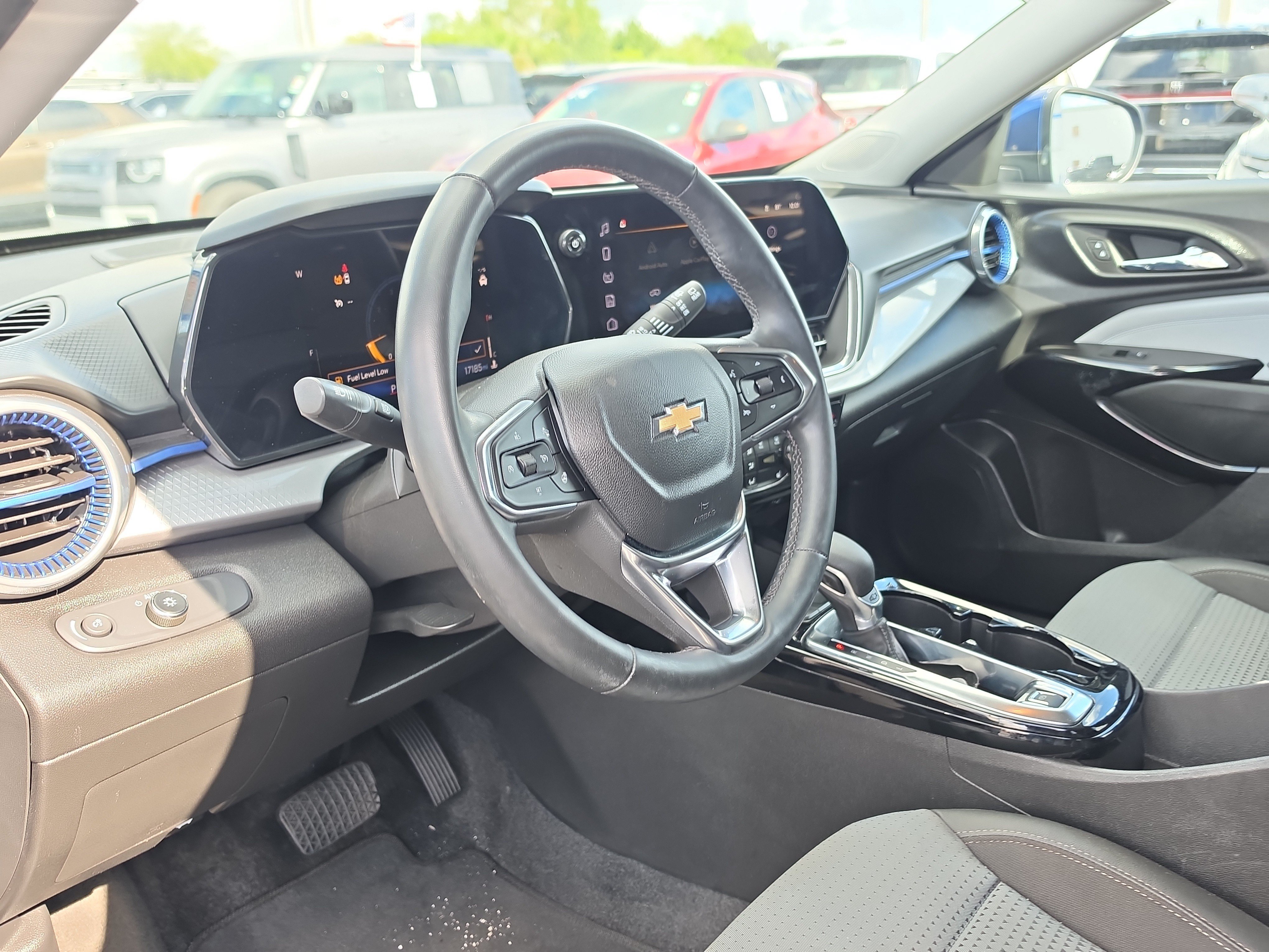 Certified 2024 Chevrolet Trax LT w/ Driver Confidence Package FWD image 14
