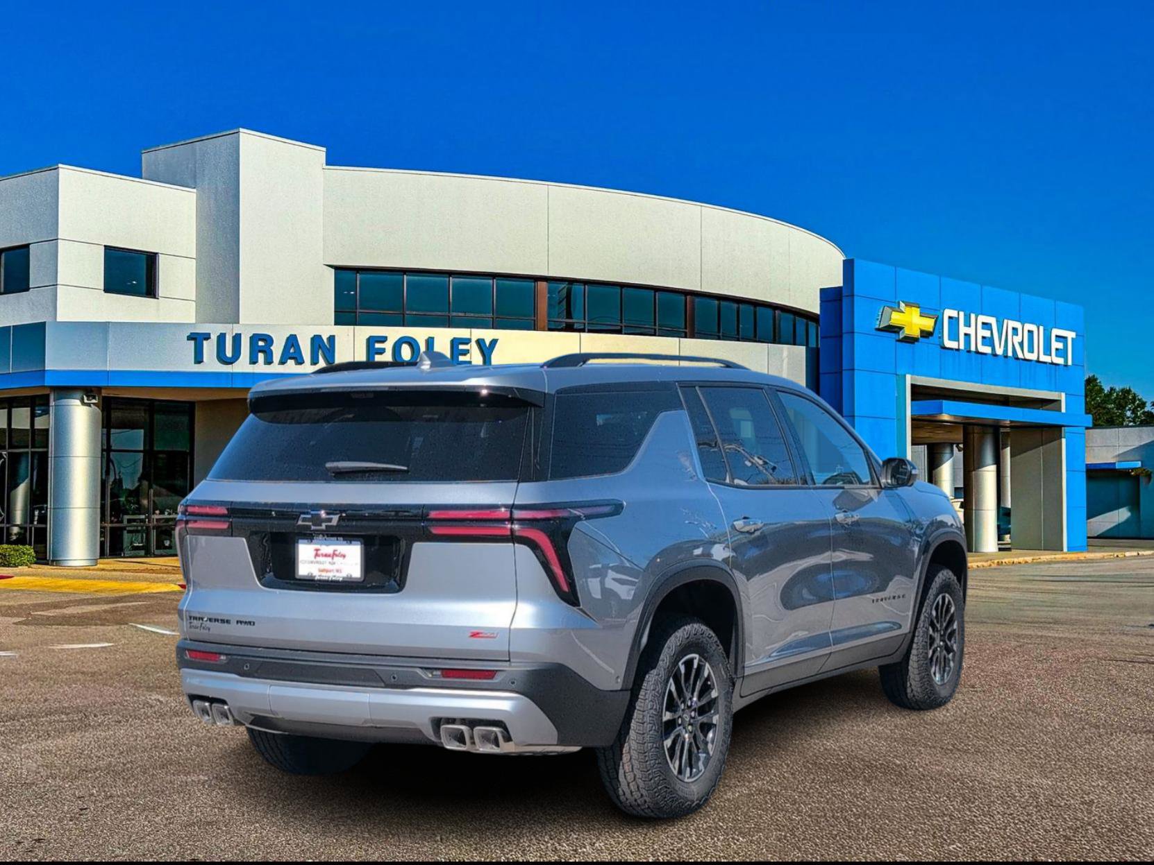 New 2026 Chevrolet Traverse Z71 w/ Enhanced Driving Package image 5