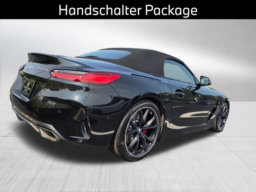 Used 2025 BMW Z4 M40i w/ Edition RWD image 6