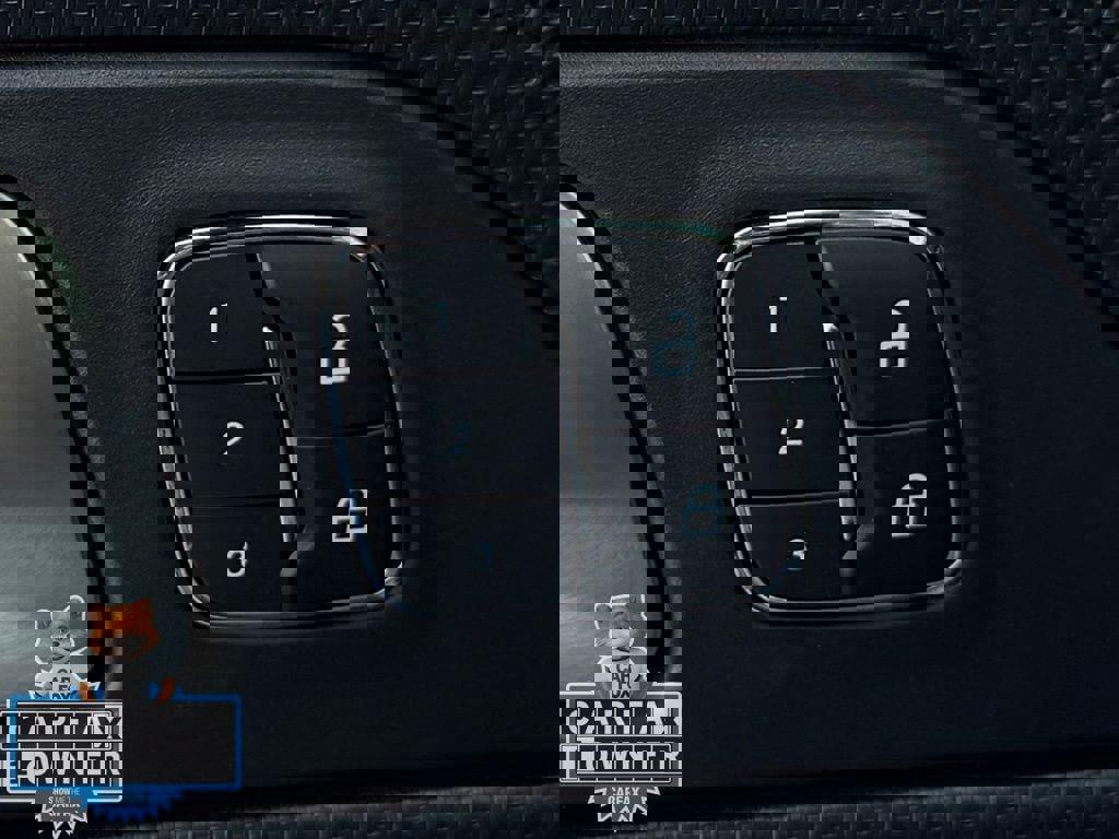 Used 2024 Ford Mustang GT Premium image 30