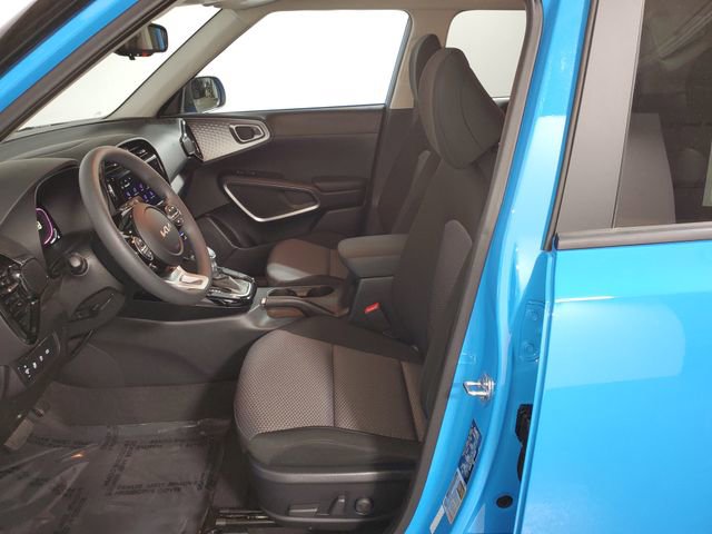 Used 2023 Kia Soul S image 8