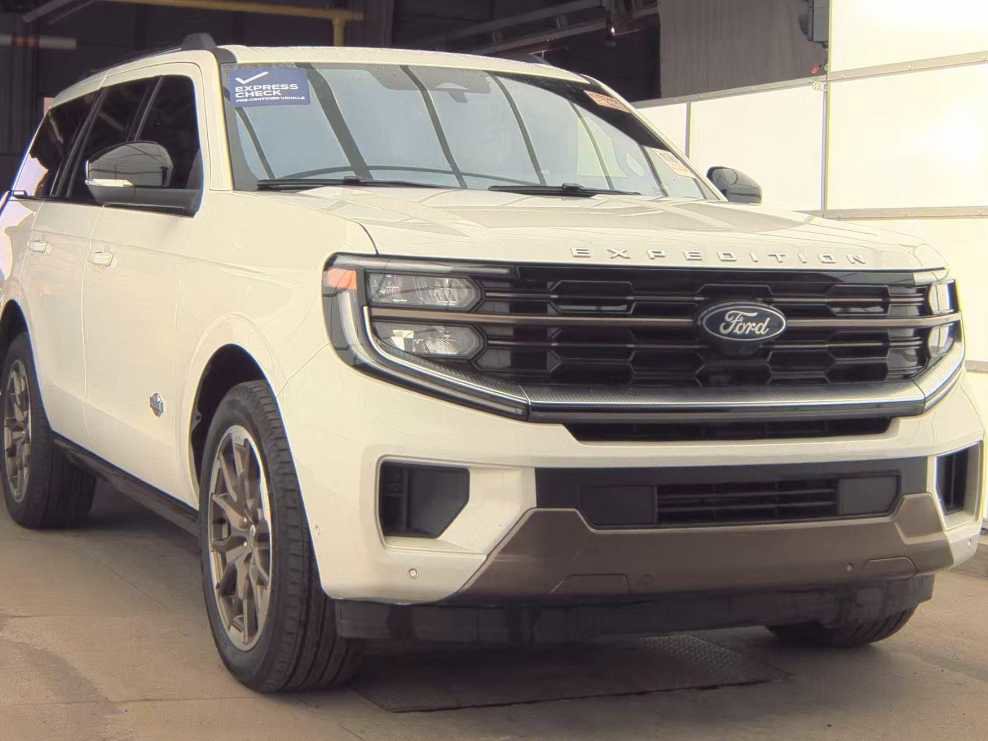 Used 2025 Ford Expedition King Ranch AWD/4WD image 4