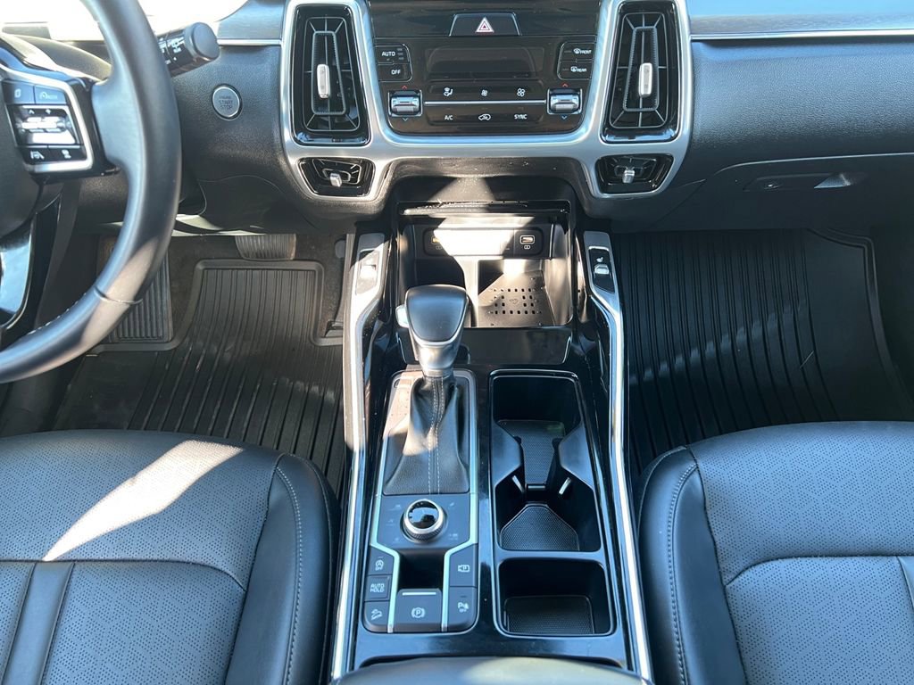 Used 2022 Kia Sorento SX image 15