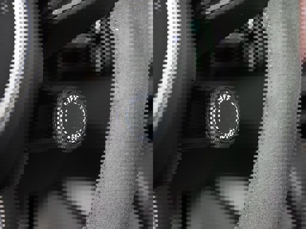 New 2026 Porsche Taycan image 23