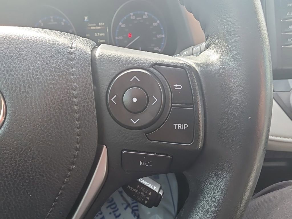 Used 2017 Toyota RAV4 XLE image 23