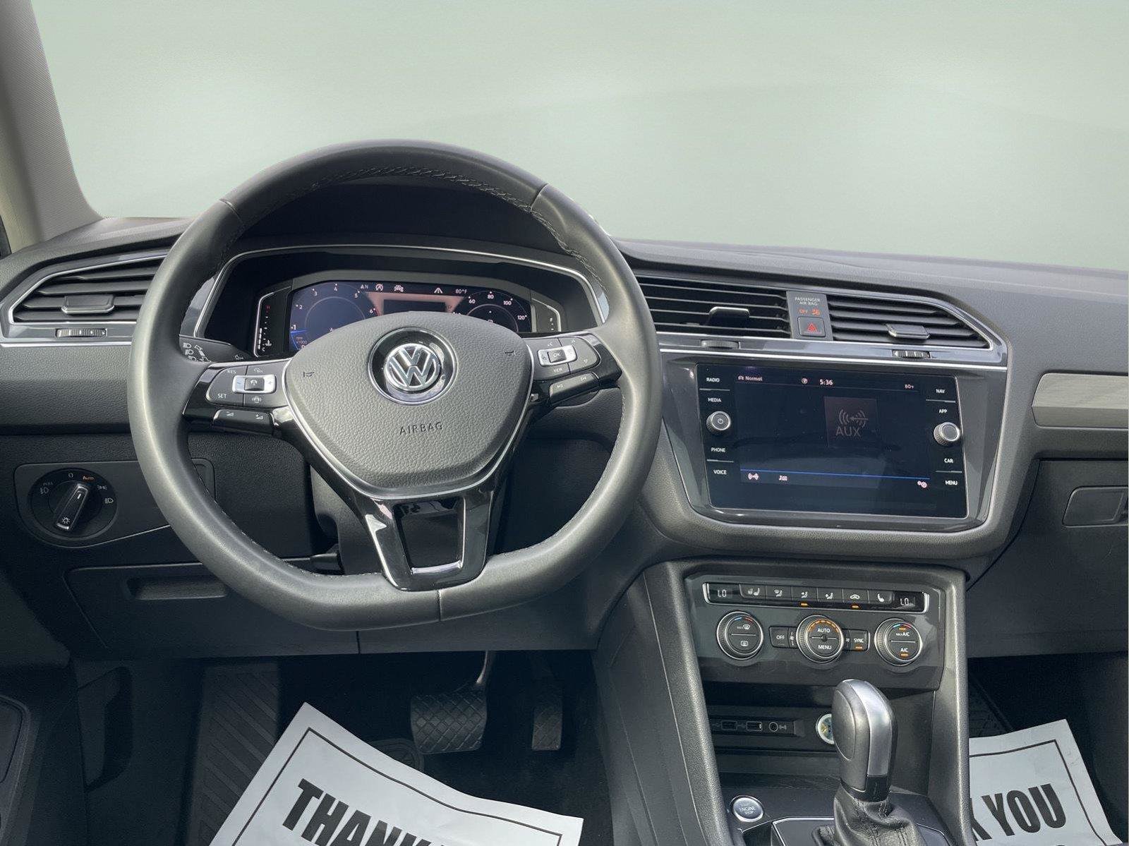 Used 2020 Volkswagen Tiguan SEL AWD/4WD image 22