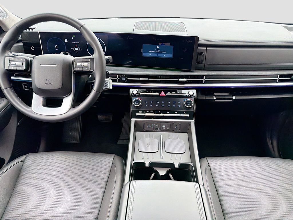 Used 2025 Hyundai Santa Fe Limited image 21